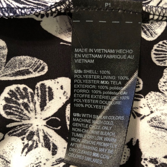 WHBM Reversible Sleeveless Dual Neck Cami size Xl - Picture 13 of 13